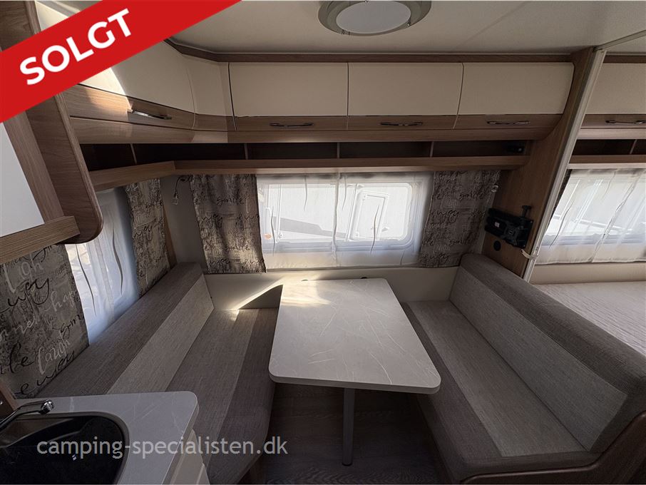 Hobby De Luxe 400 SFE